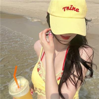 在江边